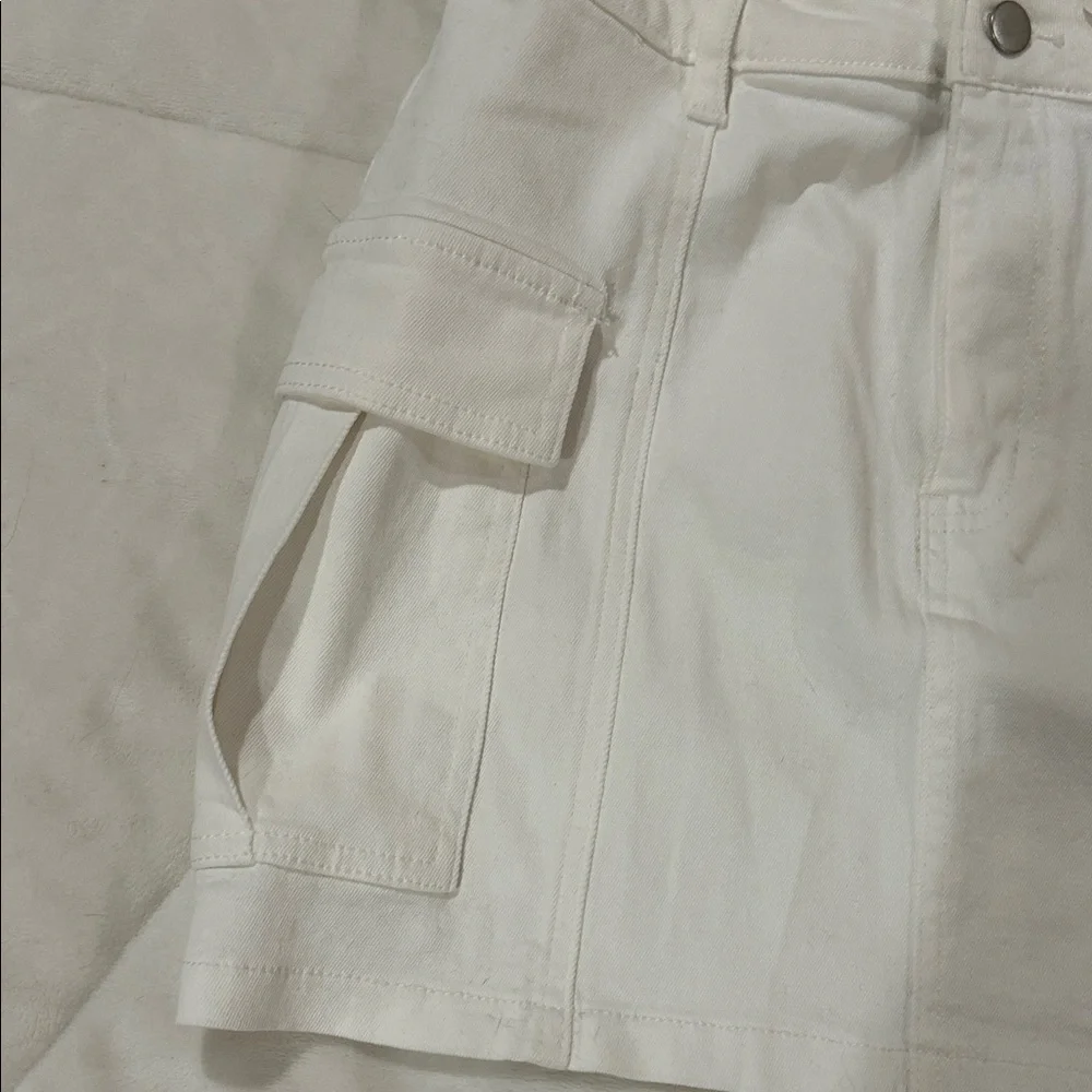 Women's White Mini Skirt - Picture 2 of 7